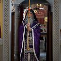 Епископ Давид служио Литургију пређеосвећених дарова у Крушевцу