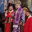 Владика Стефан богослужио у цркви Светог Саве на Врачару
