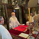 Епископ Теодосије на Велики четвртак богослужио  у манастиру Грачаници